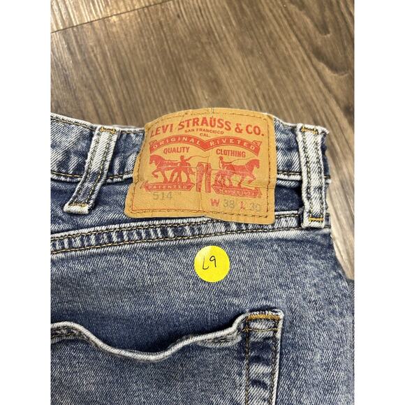 Levis 514 Jeans Mens Size 38x30 Blue Light Wash Denim Straight Leg Slim Fit - Picture 8 of 8